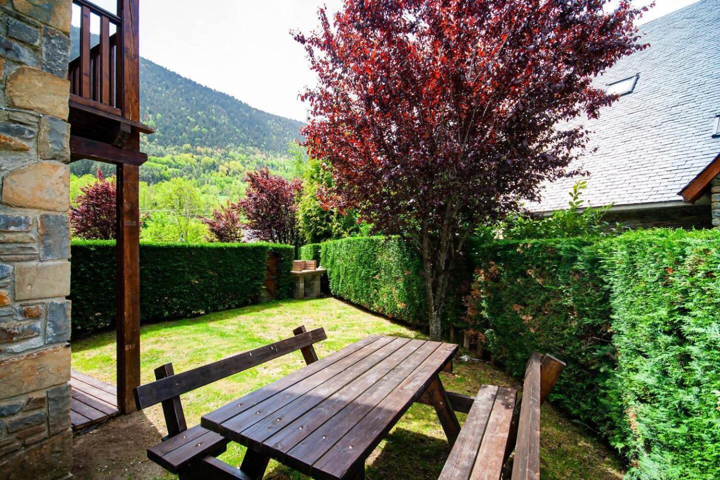 Espacioso Apartamento Con Jardin En Salardu Naut Aran 外观 照片