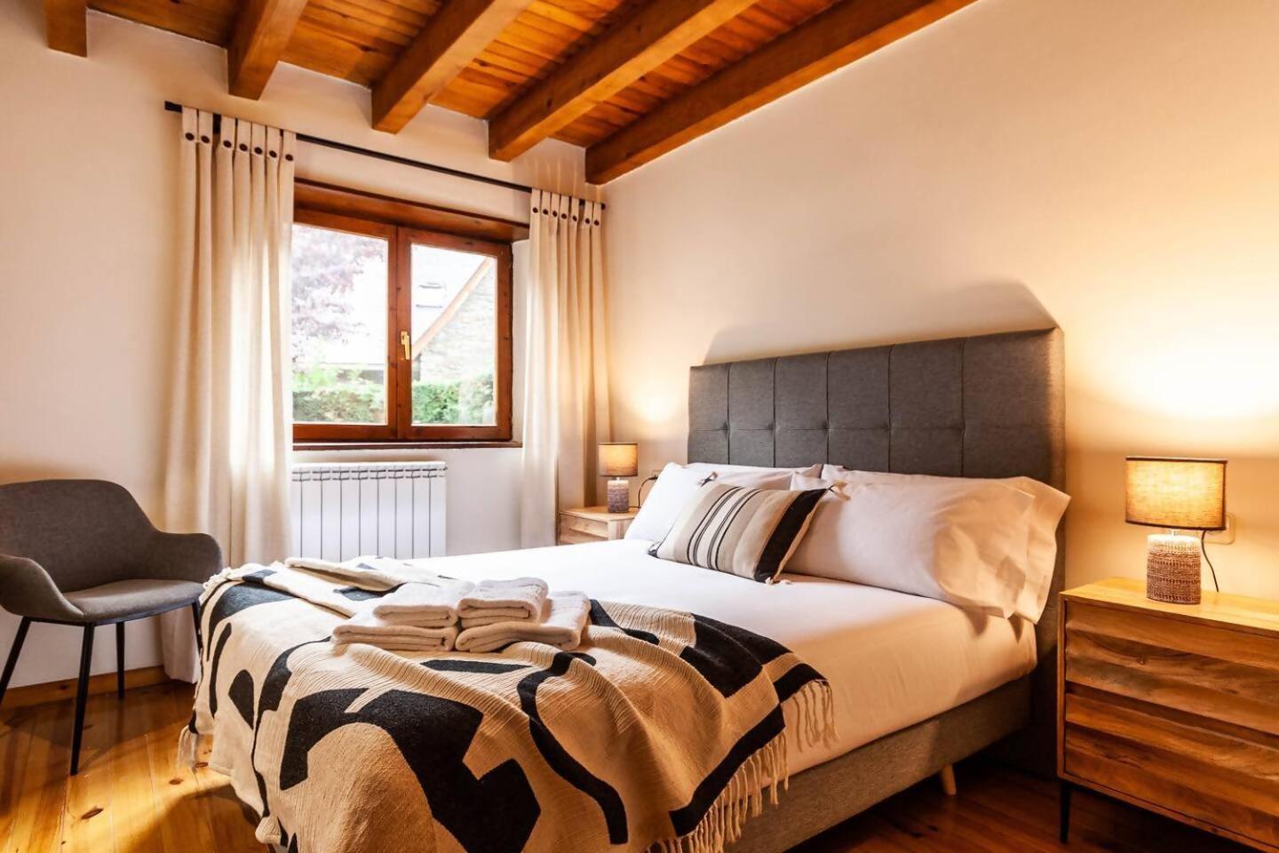 Espacioso Apartamento Con Jardin En Salardu Naut Aran 外观 照片